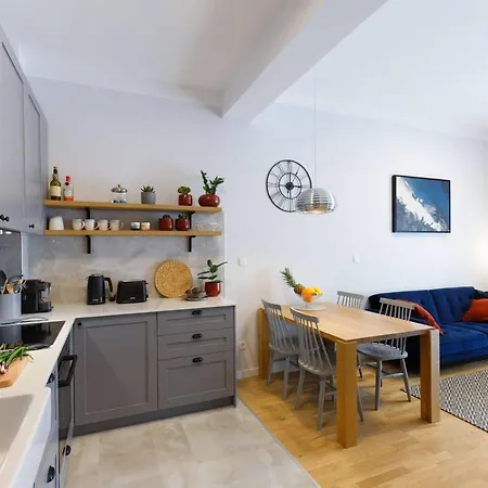 Dalmain Apartment *
